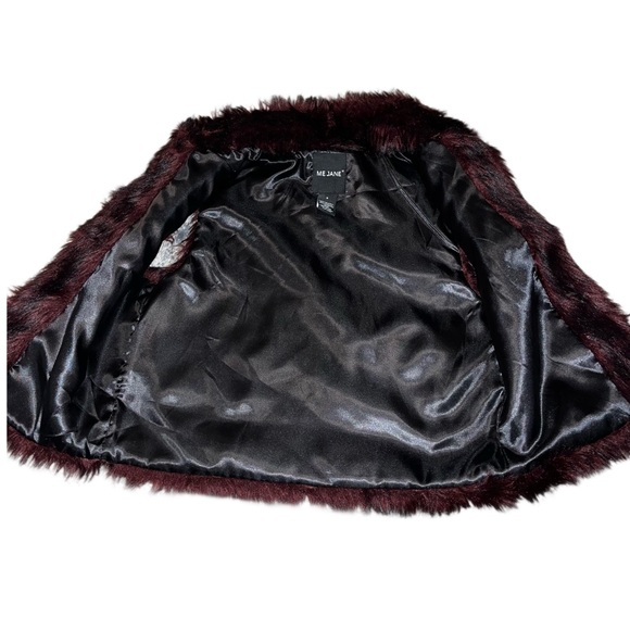 ❌SOLD❌ Me Jane - Faux Fur Vest - Picture 6 of 7